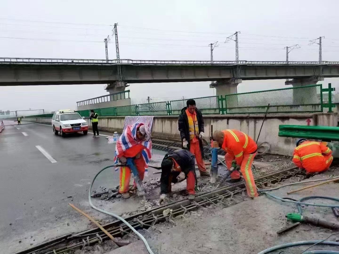 迎泽桥梁伸缩缝抢修料